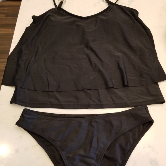 2 brand new tankinis - Picture 2 of 4